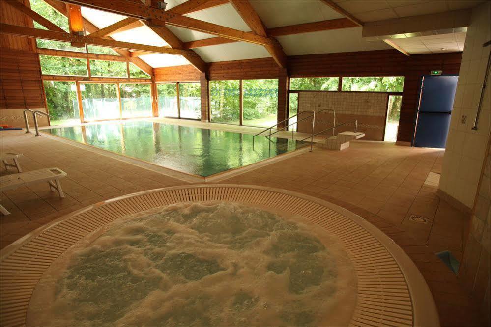 Le Bois Dormant-Hotel Restaurant & Spa Logis Hotel Champagnole Exterior photo